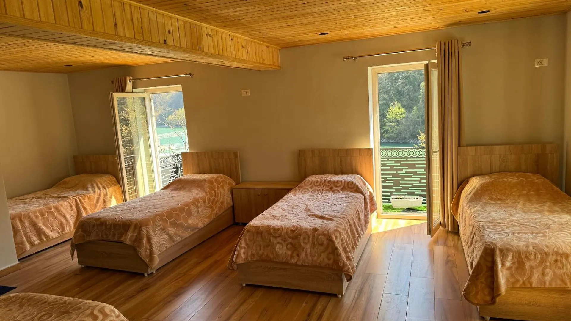 Raja Hotel Fierze Nderlysaj