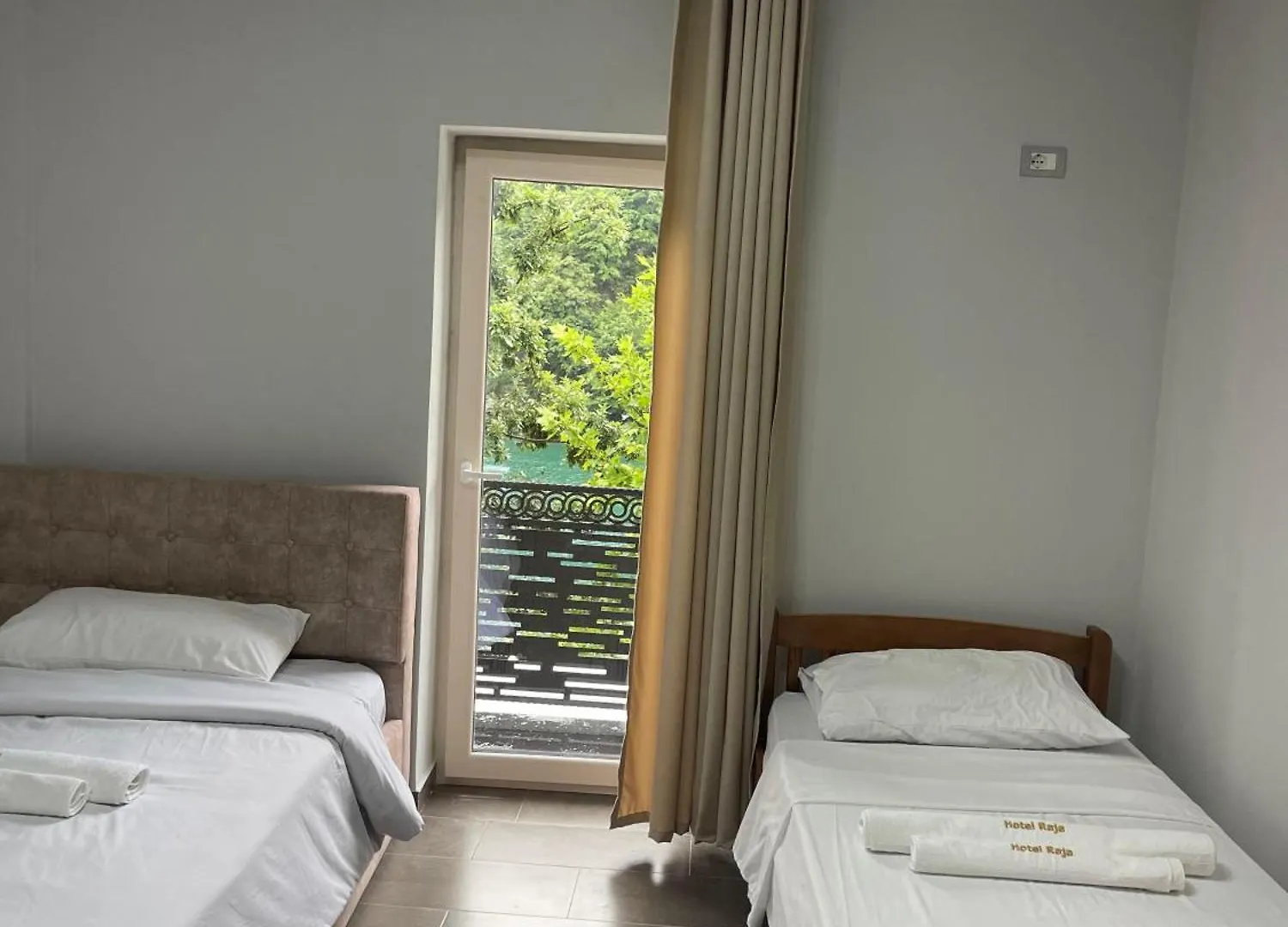 Raja Hotel Fierze Nderlysaj
